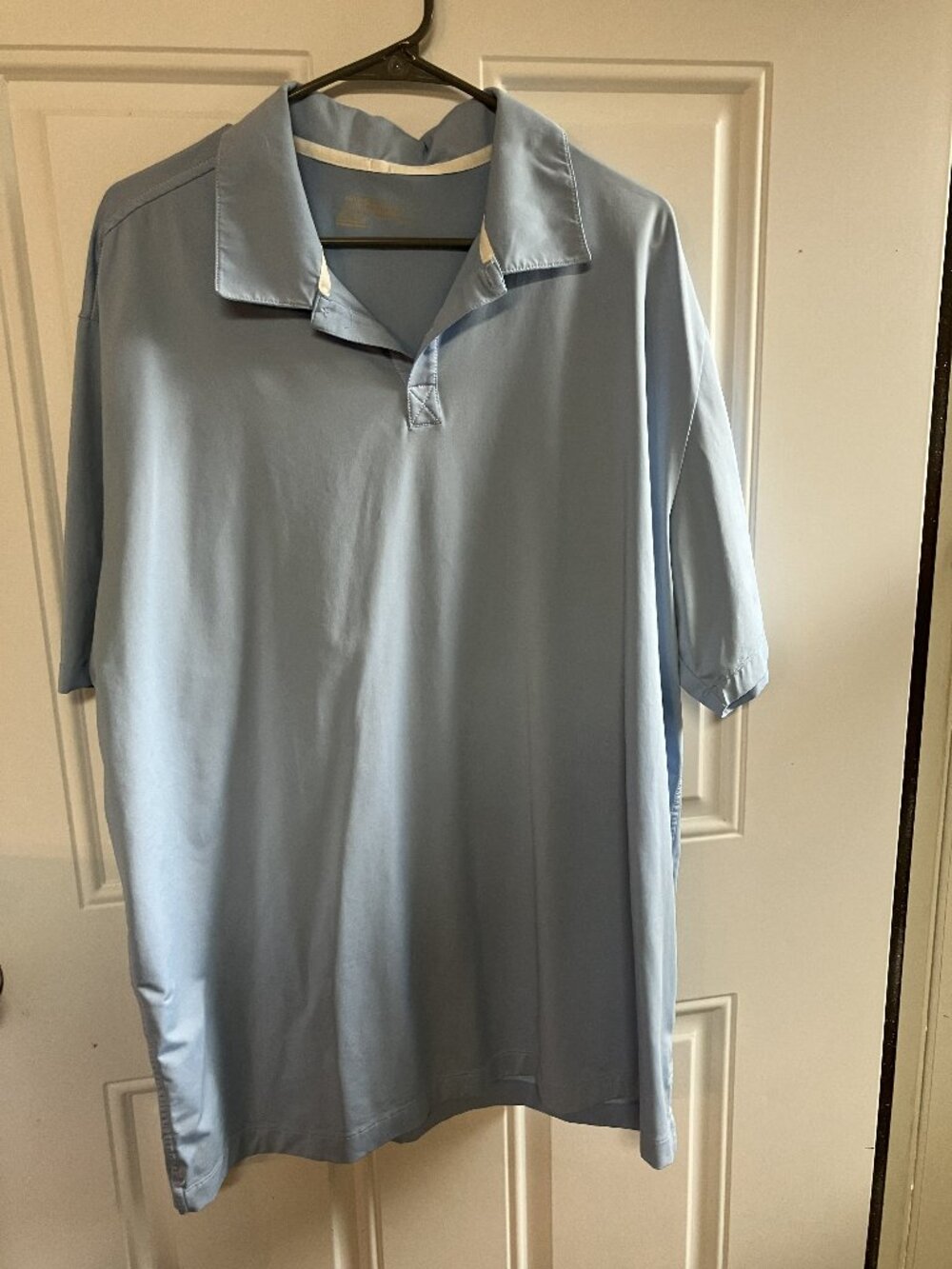 Men's Light Blue Pull-Over Shirt
